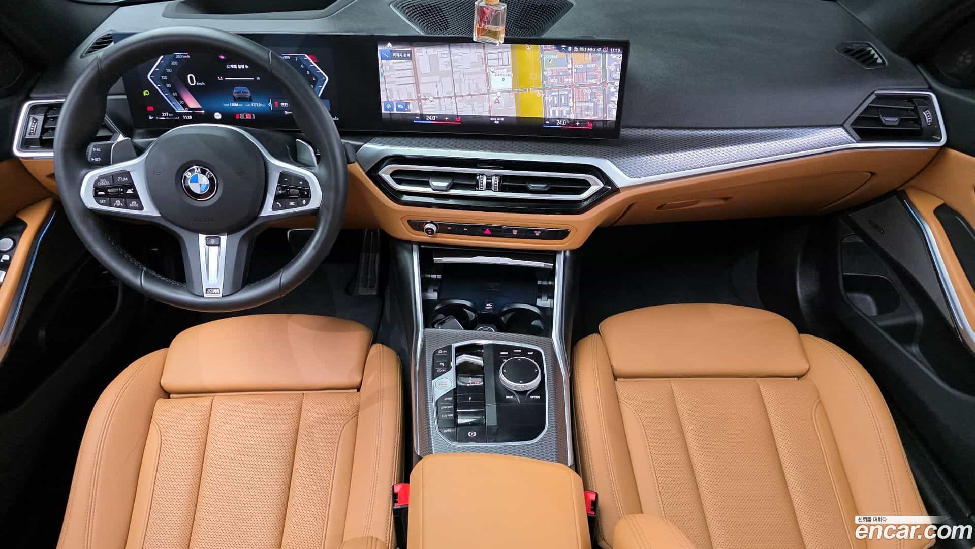 3-Series BMW 2024.10-INNER-007
