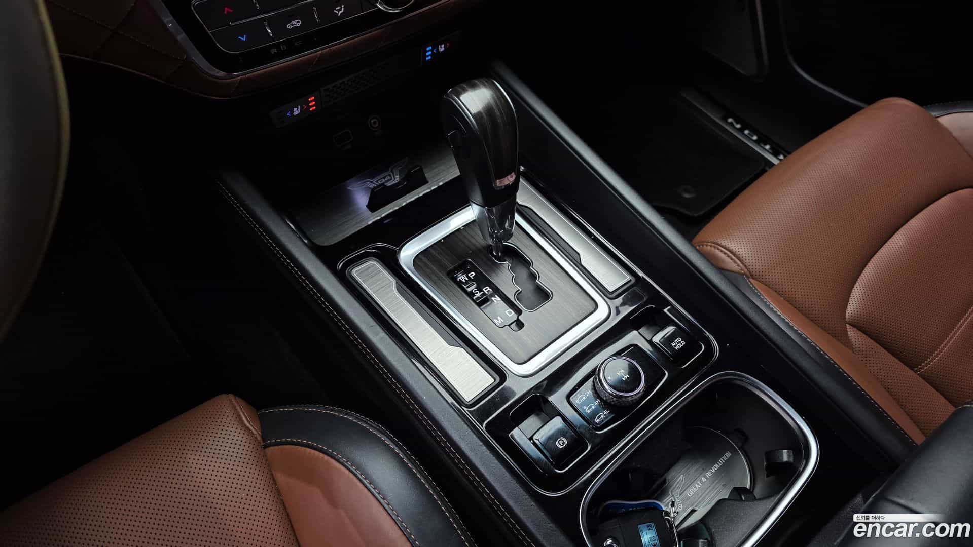 Rexton KG Mobility 2017.5-INNER-009
