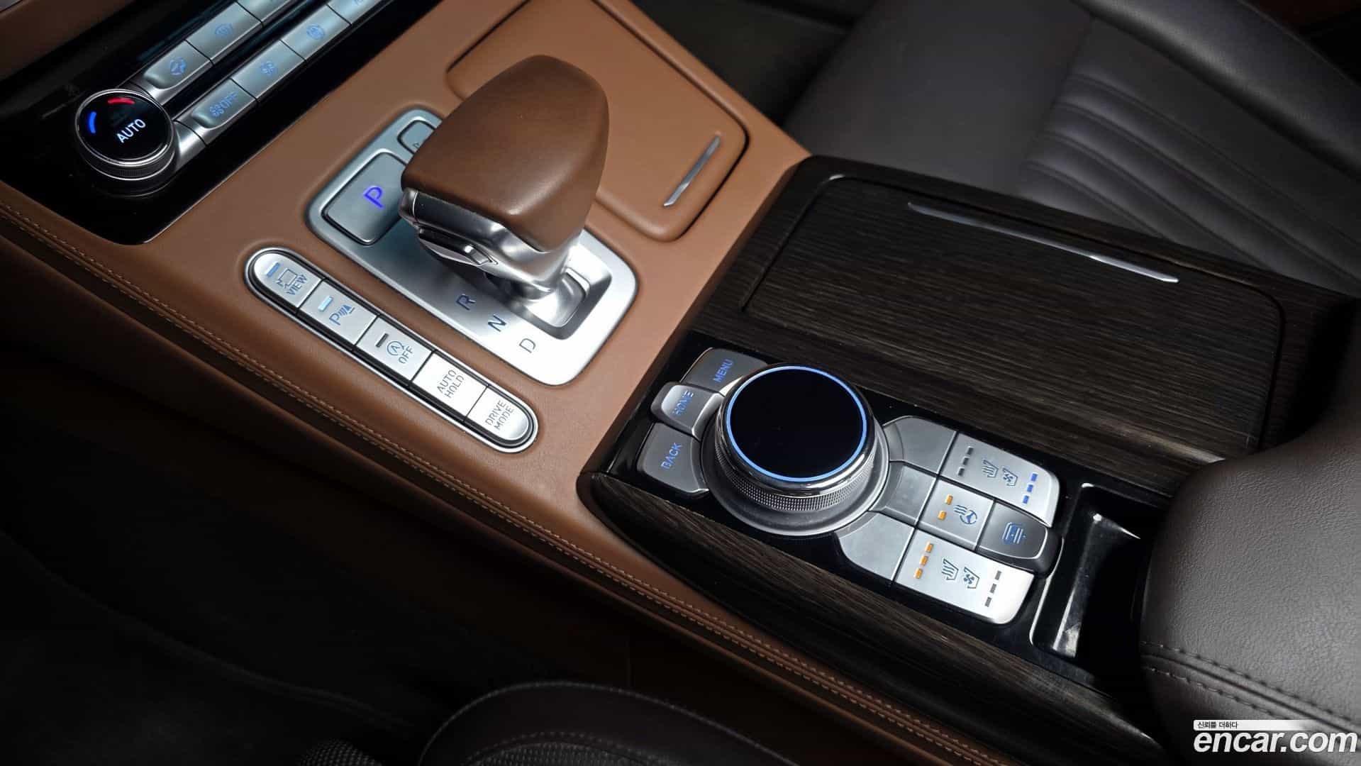 G90 Genesis 2019.1-INNER-009