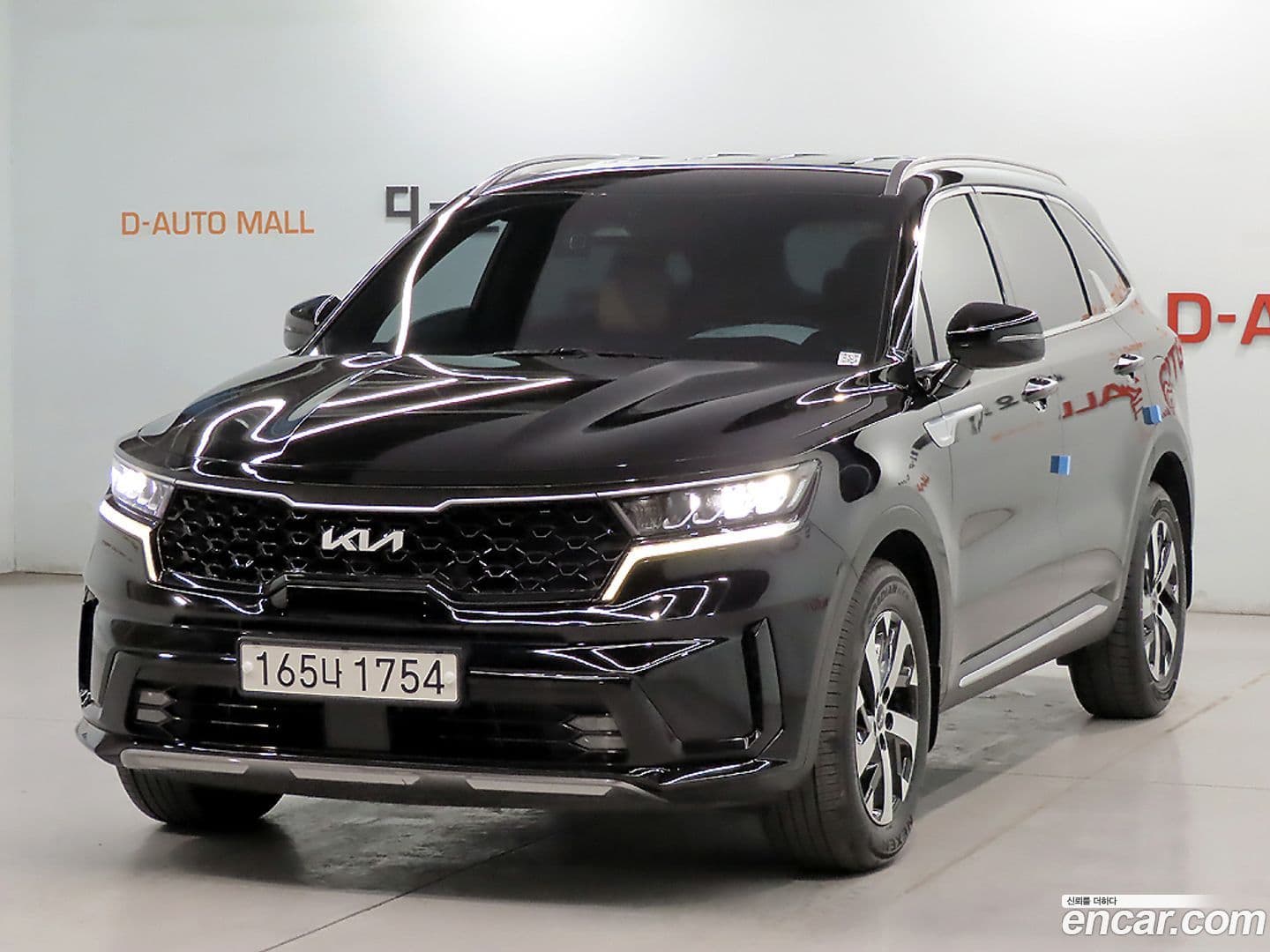 Main__Slider__Photo:Sorento Kia 2022.0-0