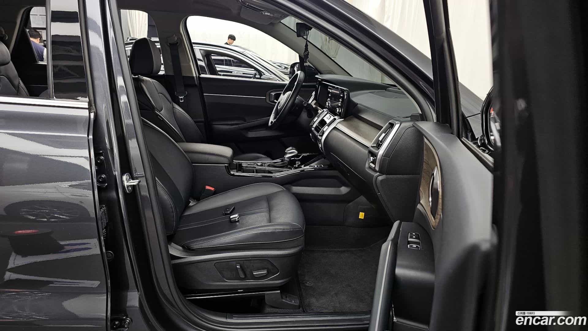 Sorento Kia 2023.6-OPTION-015