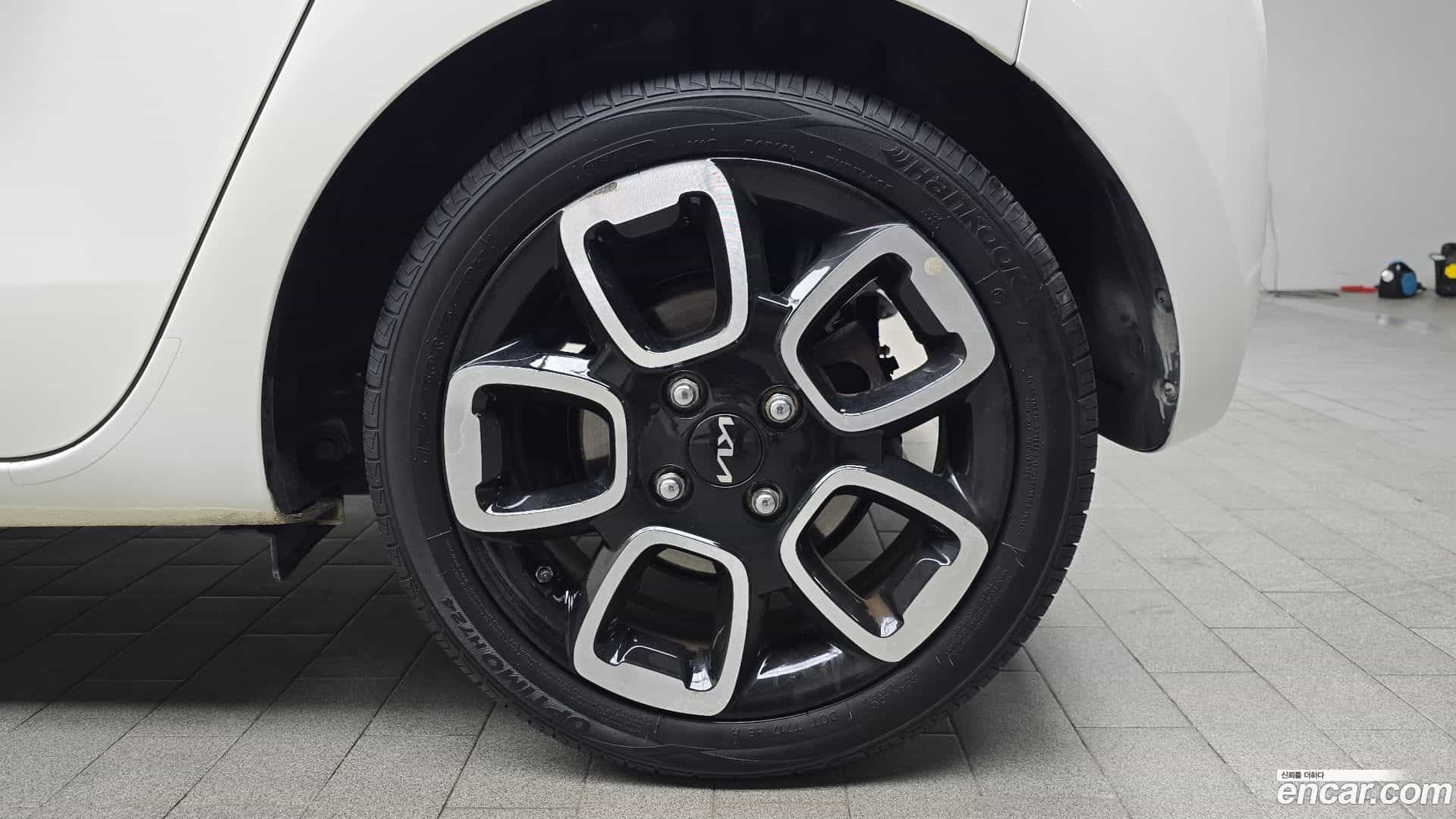 RAY Kia 2022.0-OUTER-005