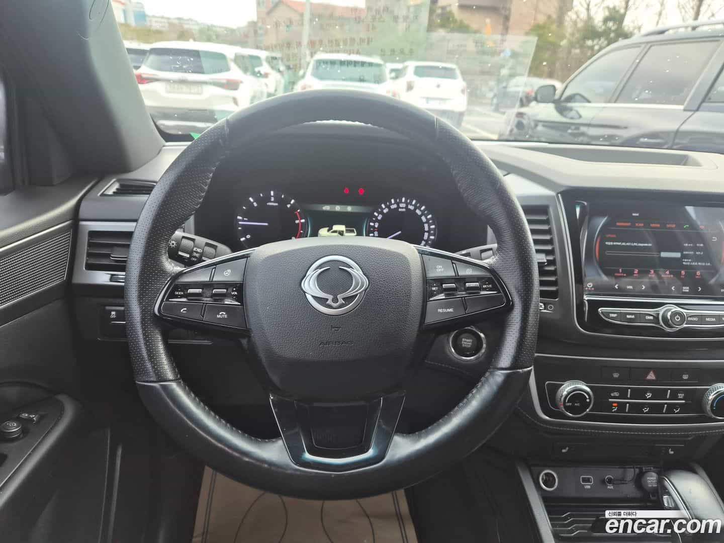 Rexton KG Mobility 2021.8-INNER-010