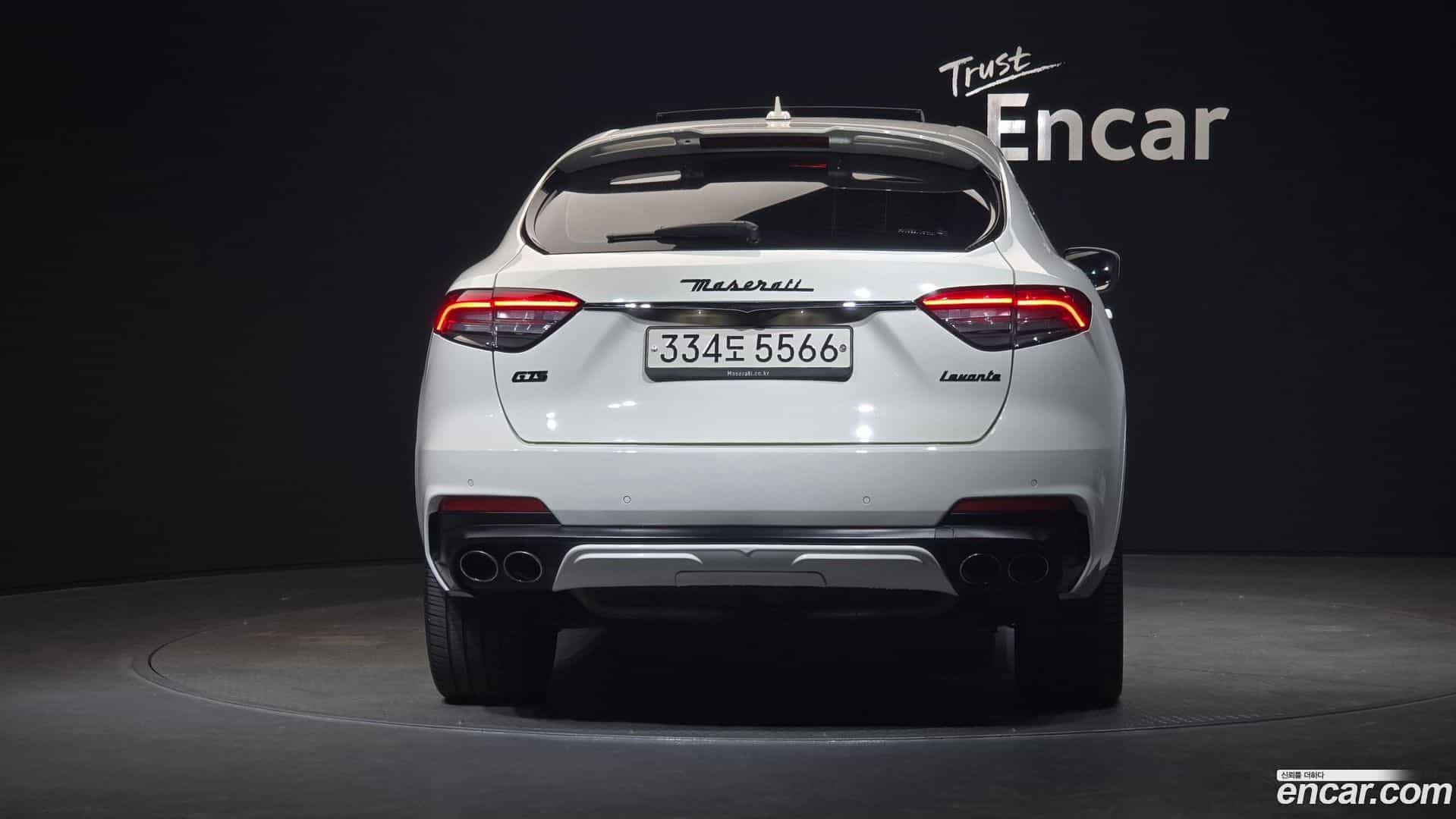 Levante Maserati 2019.10-OUTER-004