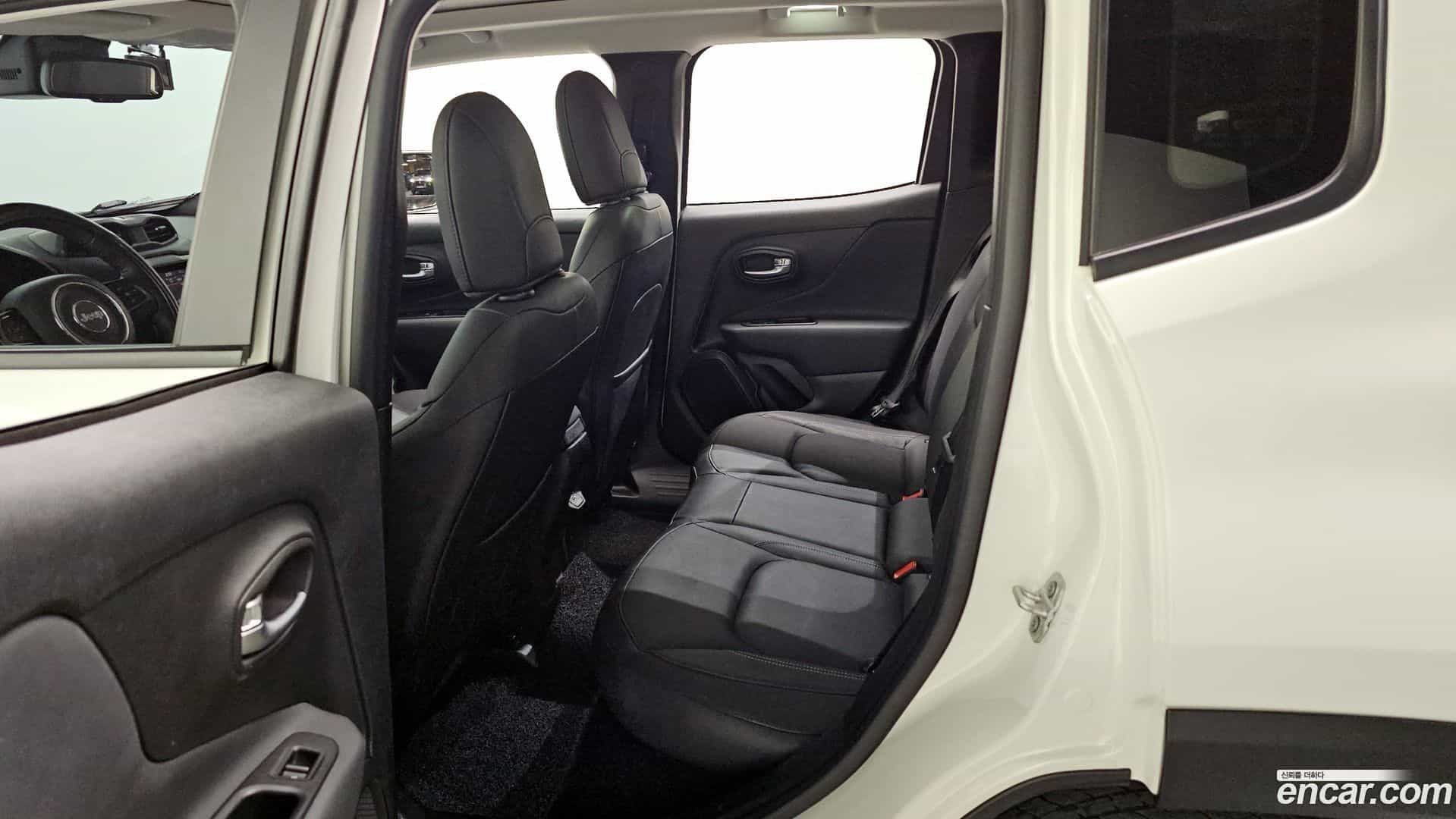 Renegade Jeep 2021.11-OPTION-015