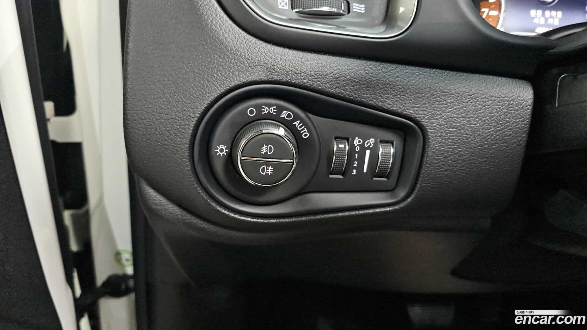 Renegade Jeep 2021.11-OPTION-018