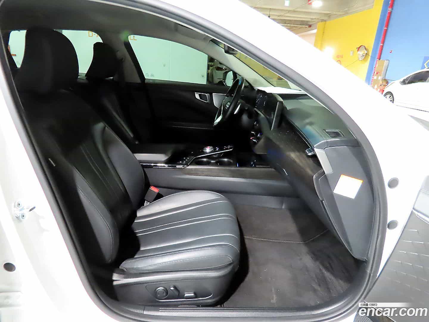 K8 Kia 2022.2-INNER-009