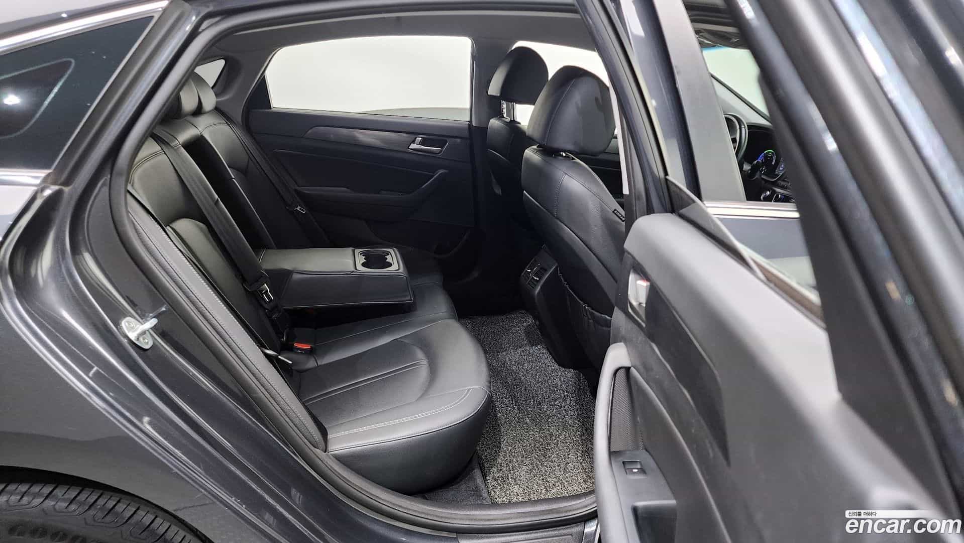 Sonata Hyundai 2018.11-OPTION-017