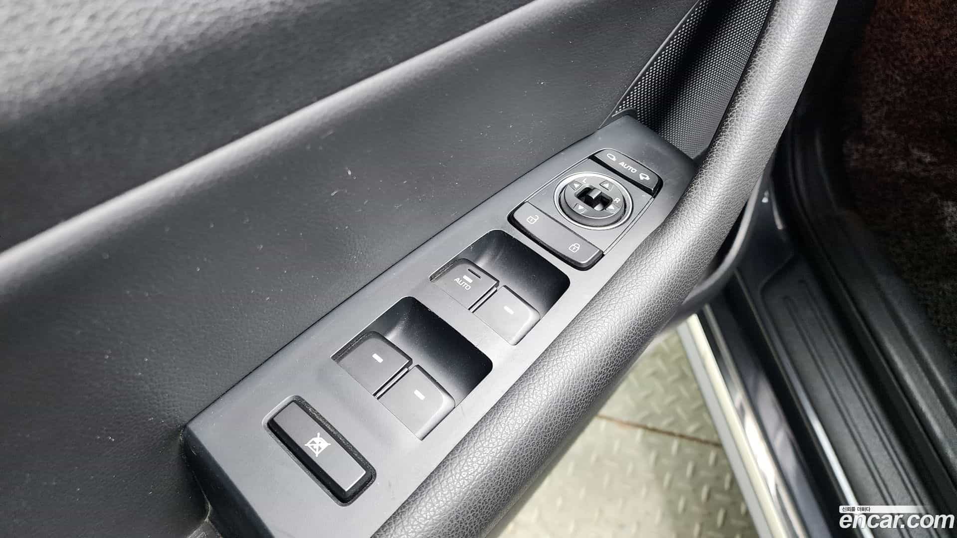 Sonata Hyundai 2018.11-OPTION-018