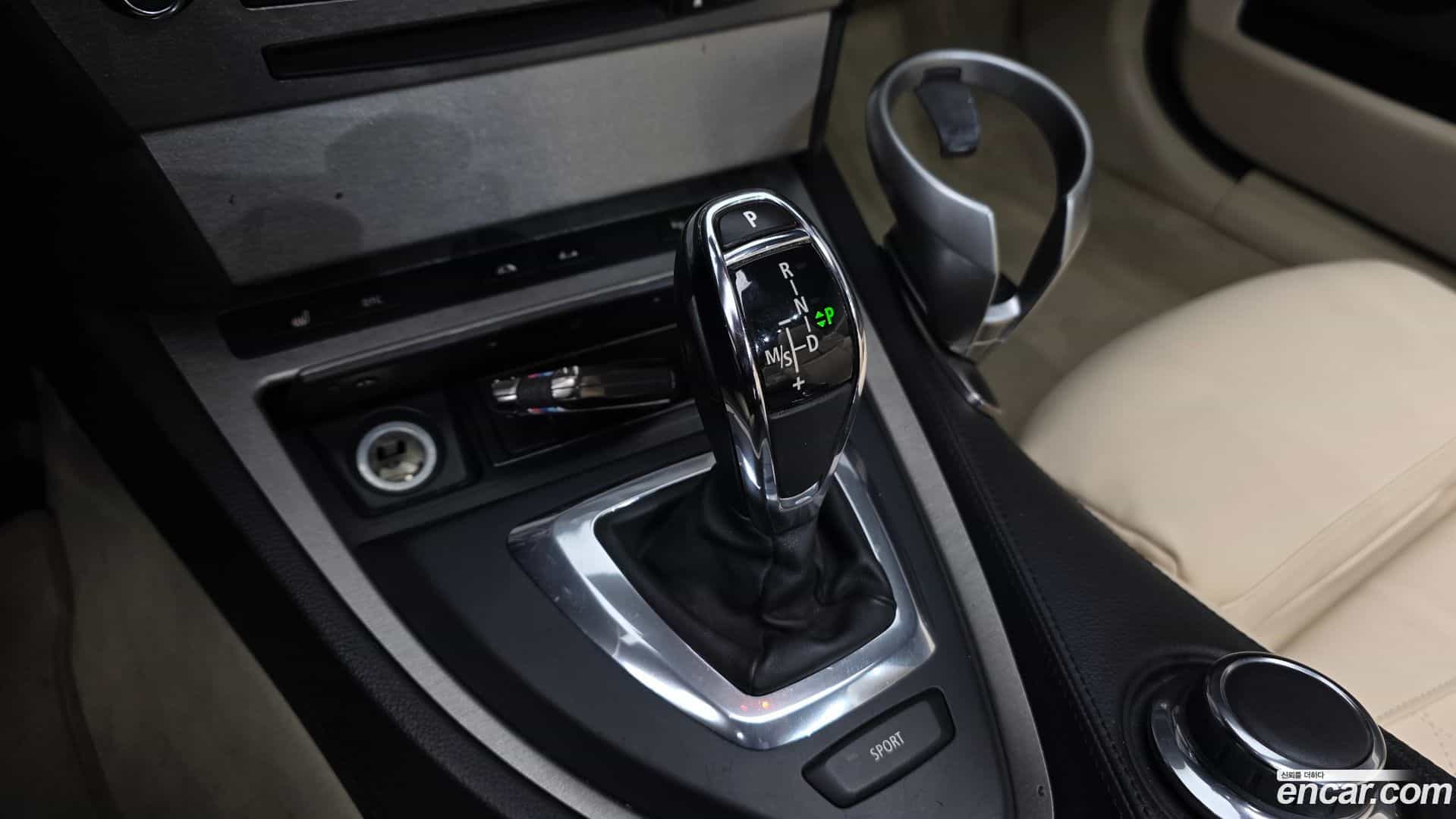 6-Series BMW 2008.6-INNER-009