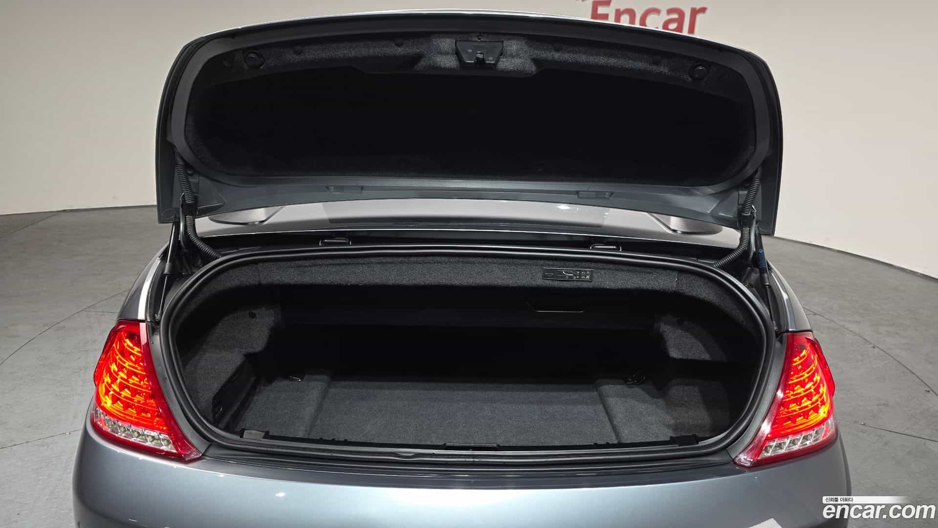 6-Series BMW 2008.6-OPTION-024