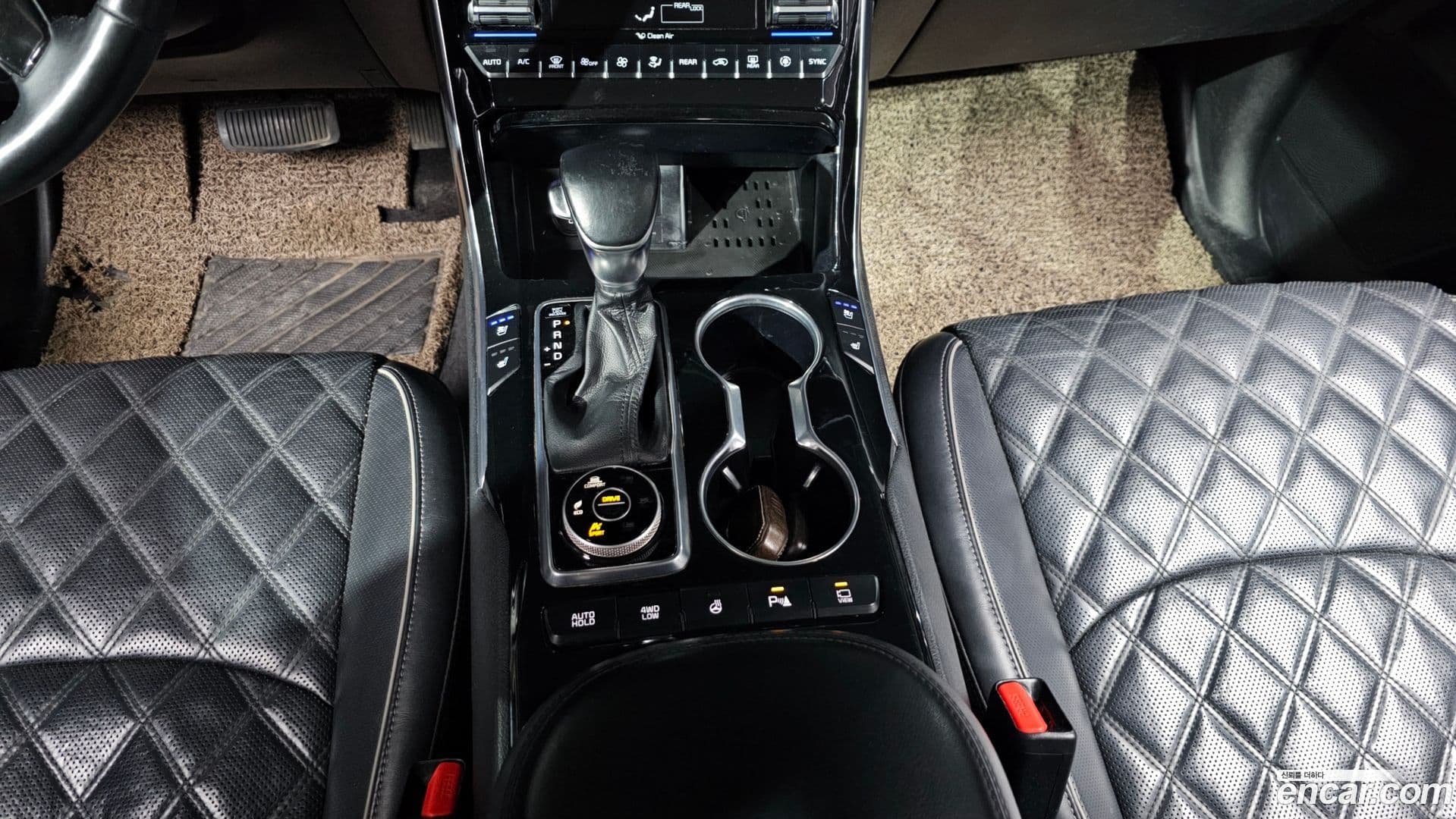 Main__Slider__Photo:Mohave Kia 2020.2-8