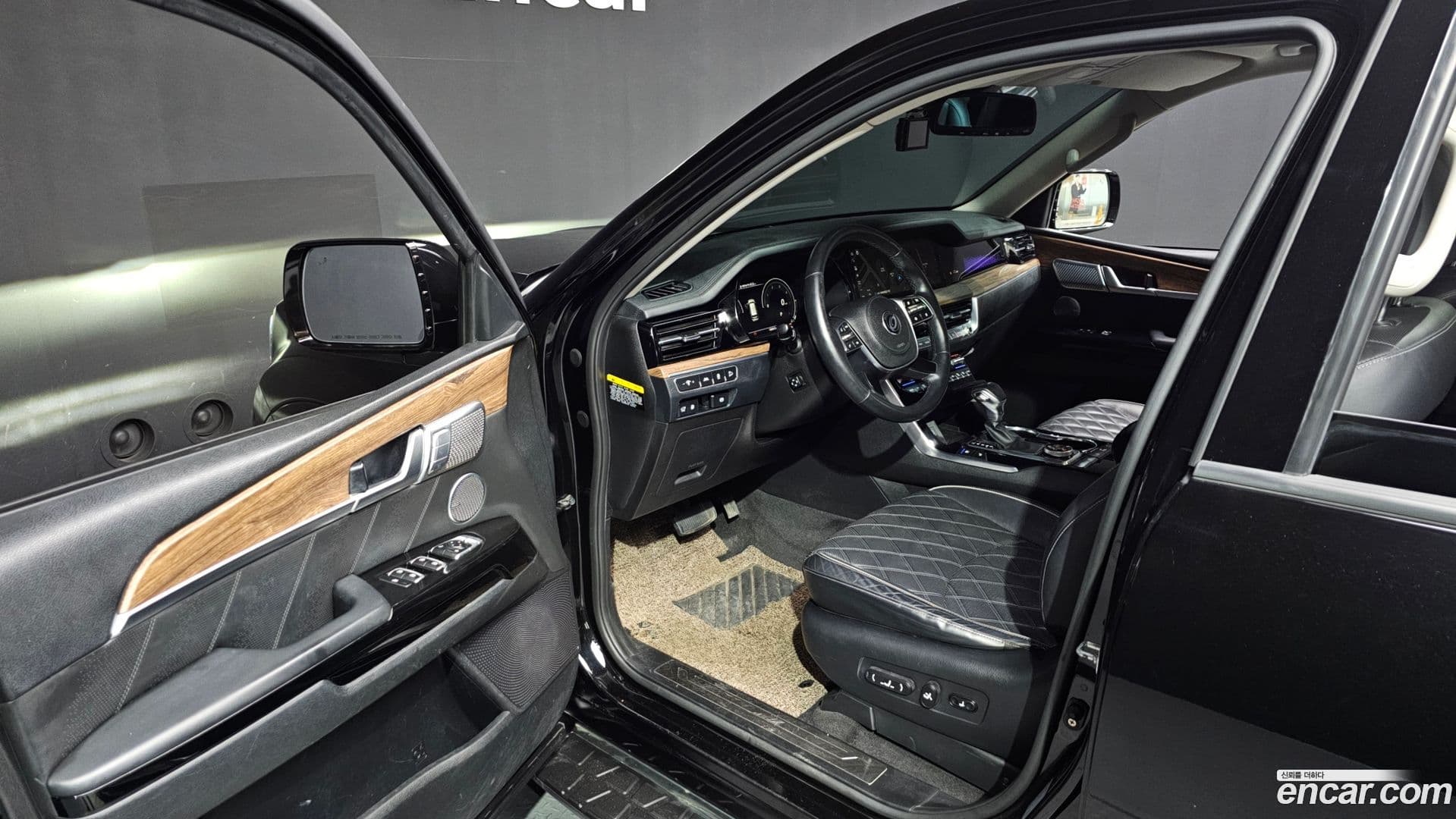 Main__Slider__Photo:Mohave Kia 2020.2-9