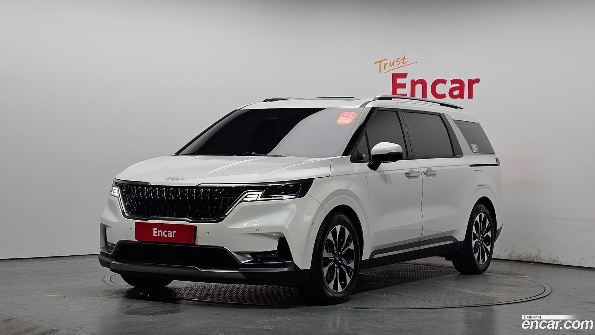 Main__Slider__Photo:Canival Kia 2022.0-0