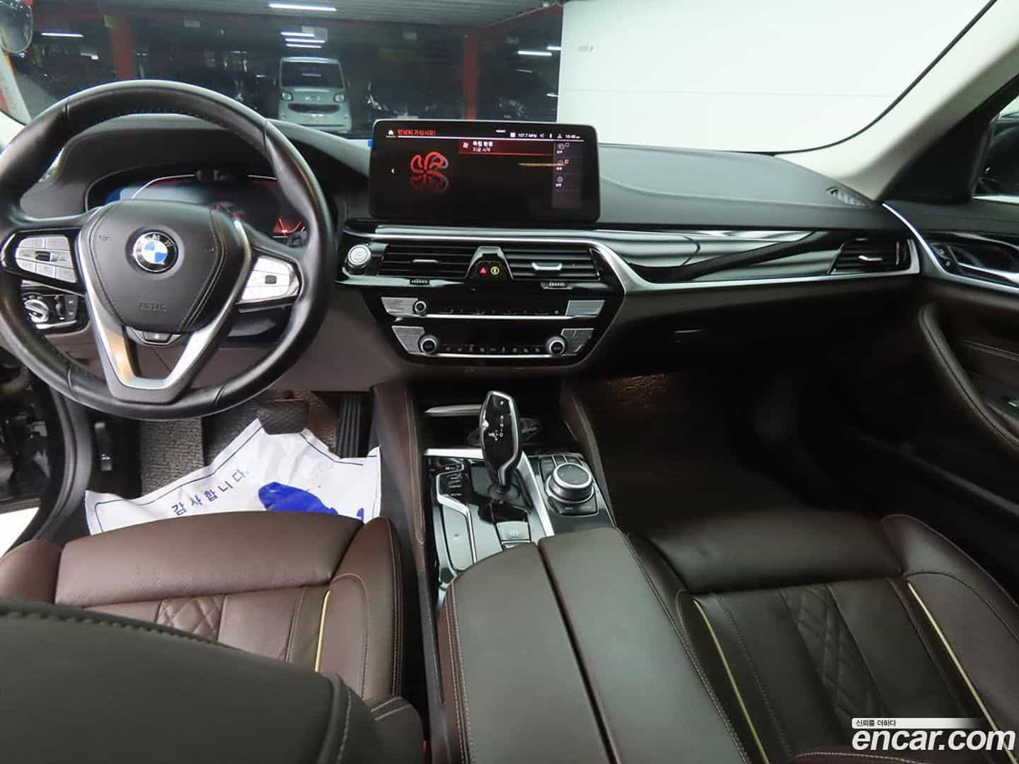5-Series BMW 2022.2-INNER-007