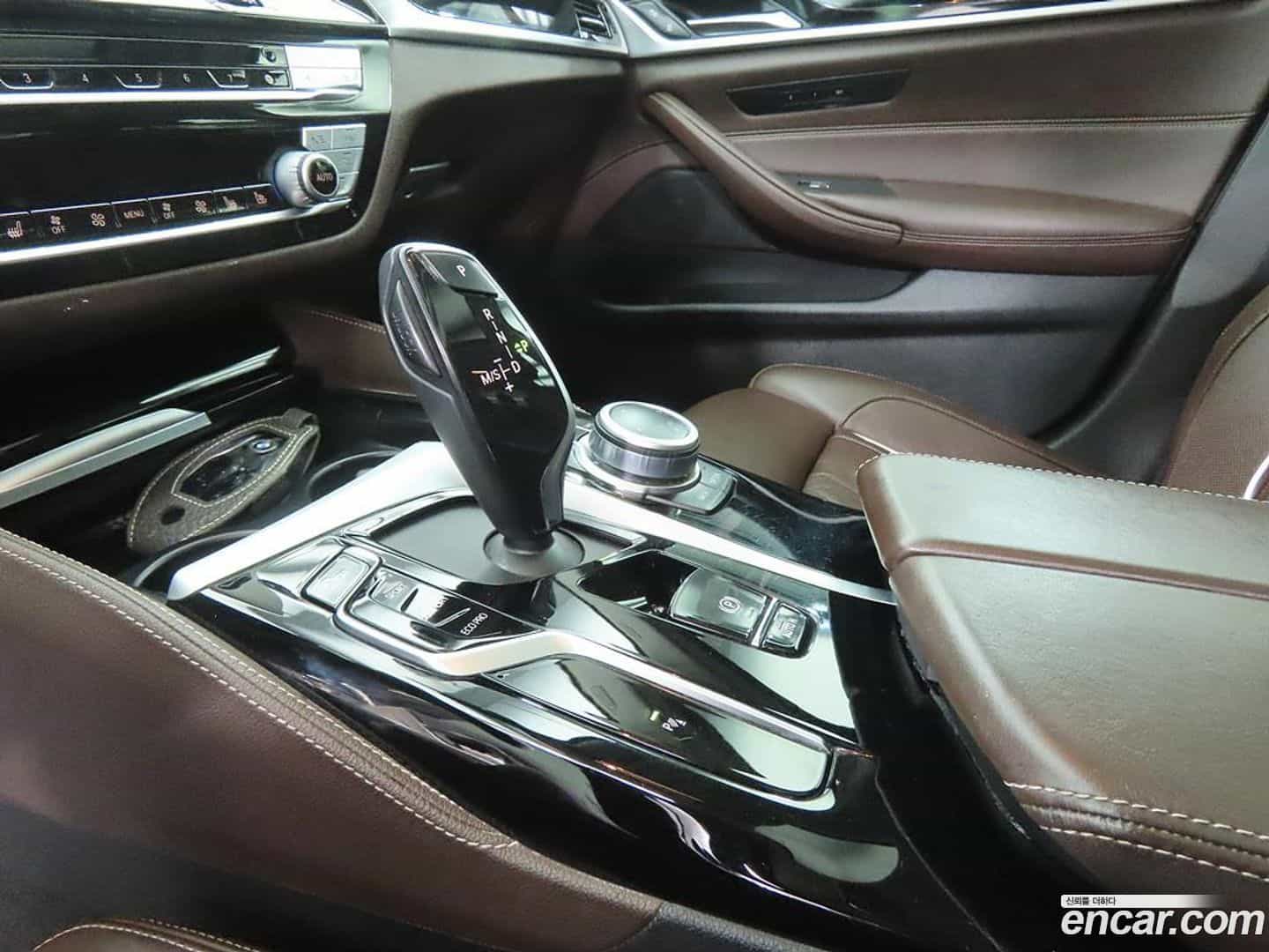 5-Series BMW 2022.2-OPTION-015