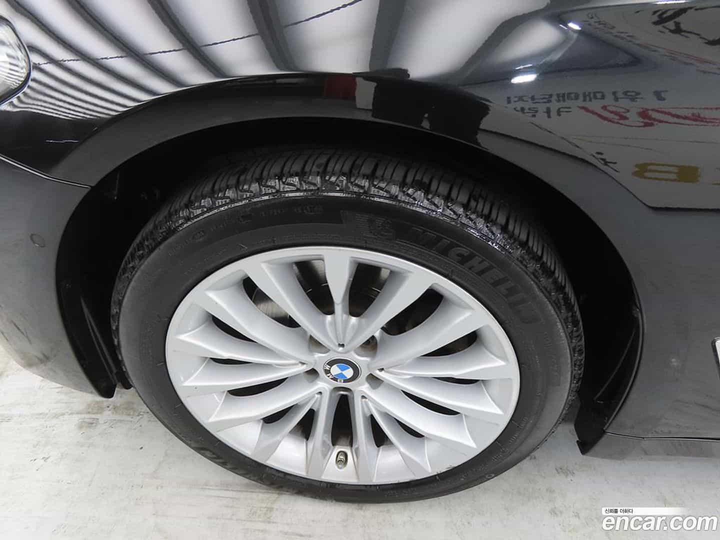 5-Series BMW 2022.2-OPTION-024