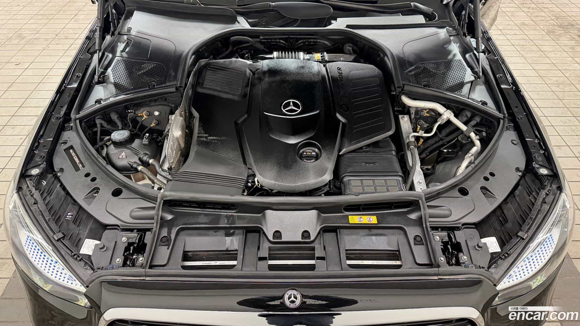 S-Class Mercedes-Benz 2022.3-OUTER-006