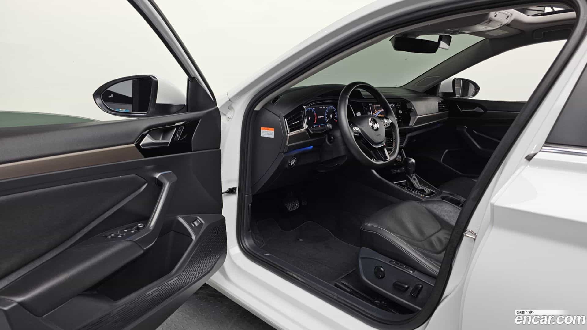 Jetta Volkswagen 2021.4-INNER-010