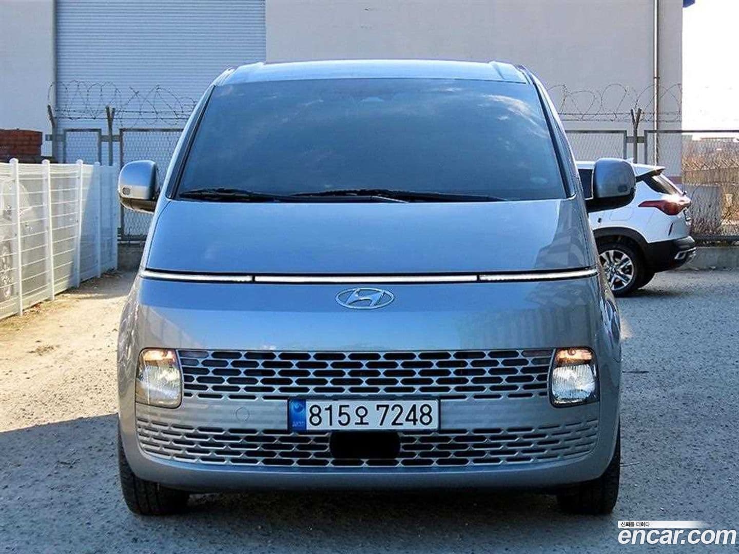 Main__Slider__Photo:Staria Hyundai 2023.4-0