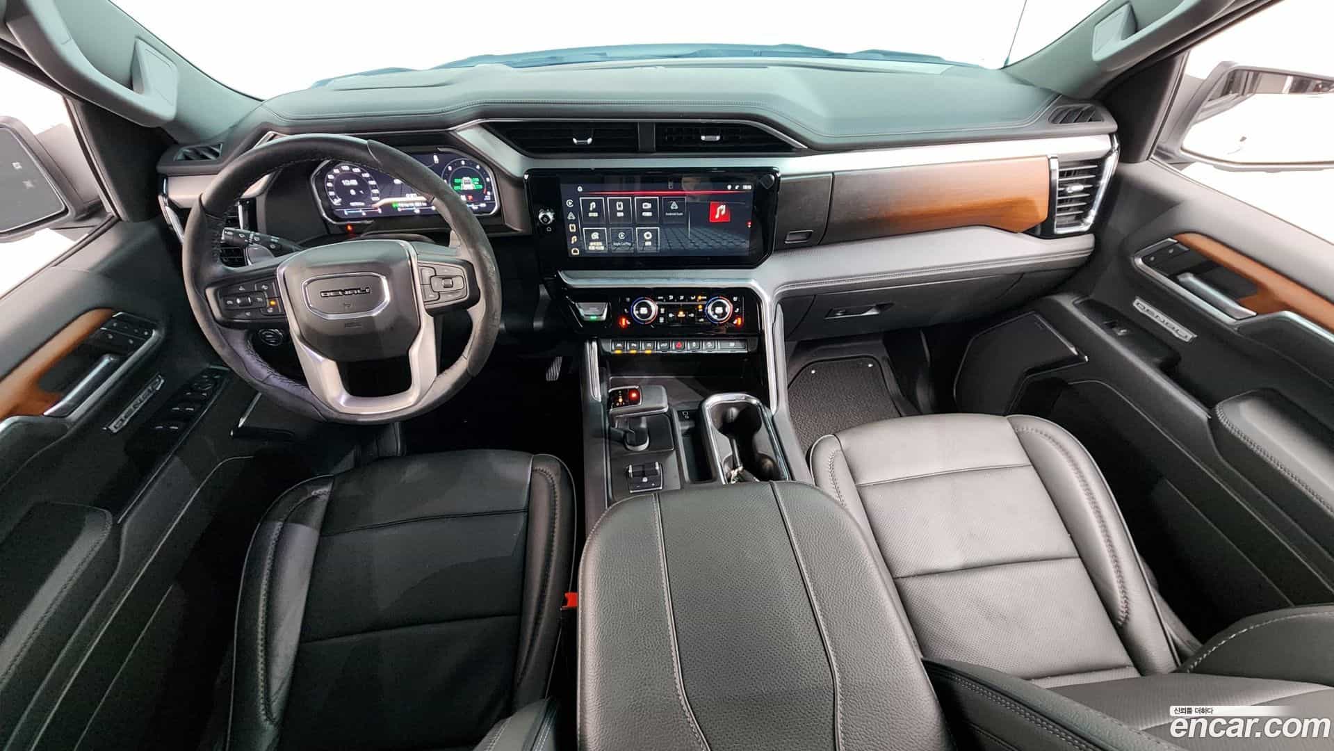 Sierra GMC 2023.7-INNER-007
