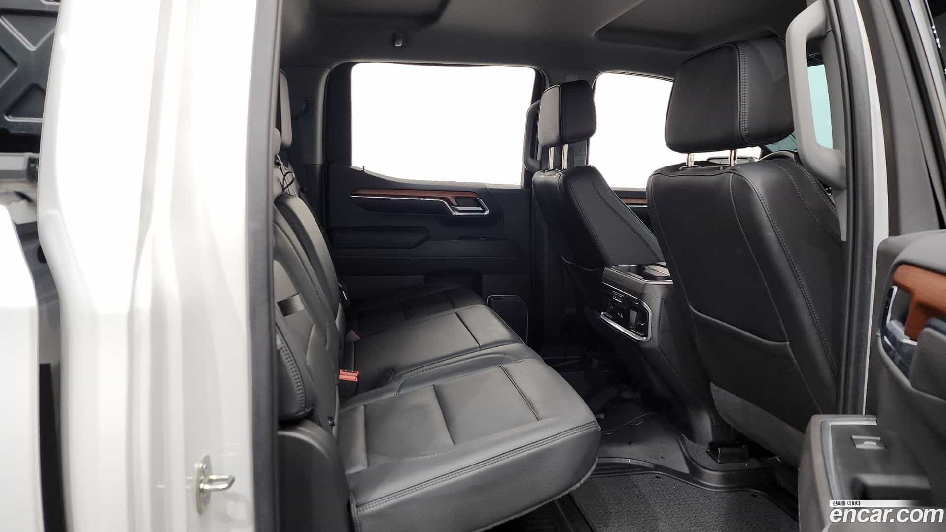 Sierra GMC 2023.7-OPTION-016
