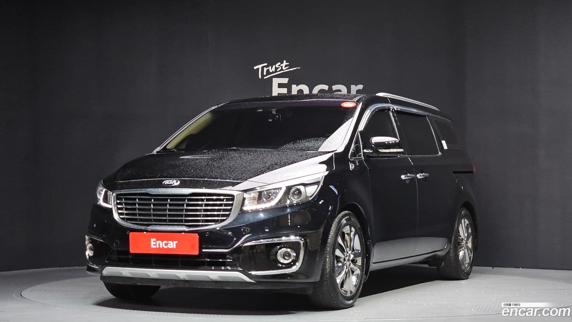 Main__Slider__Photo:Canival Kia 2015.5-0