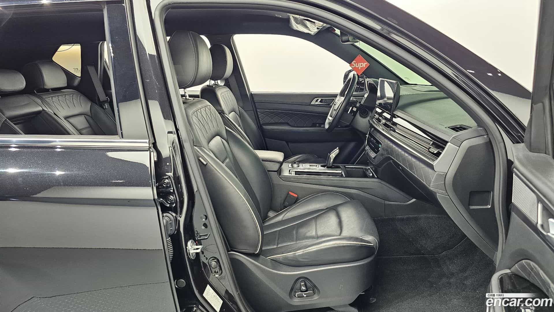 Rexton KG Mobility 2023.7-INNER-010