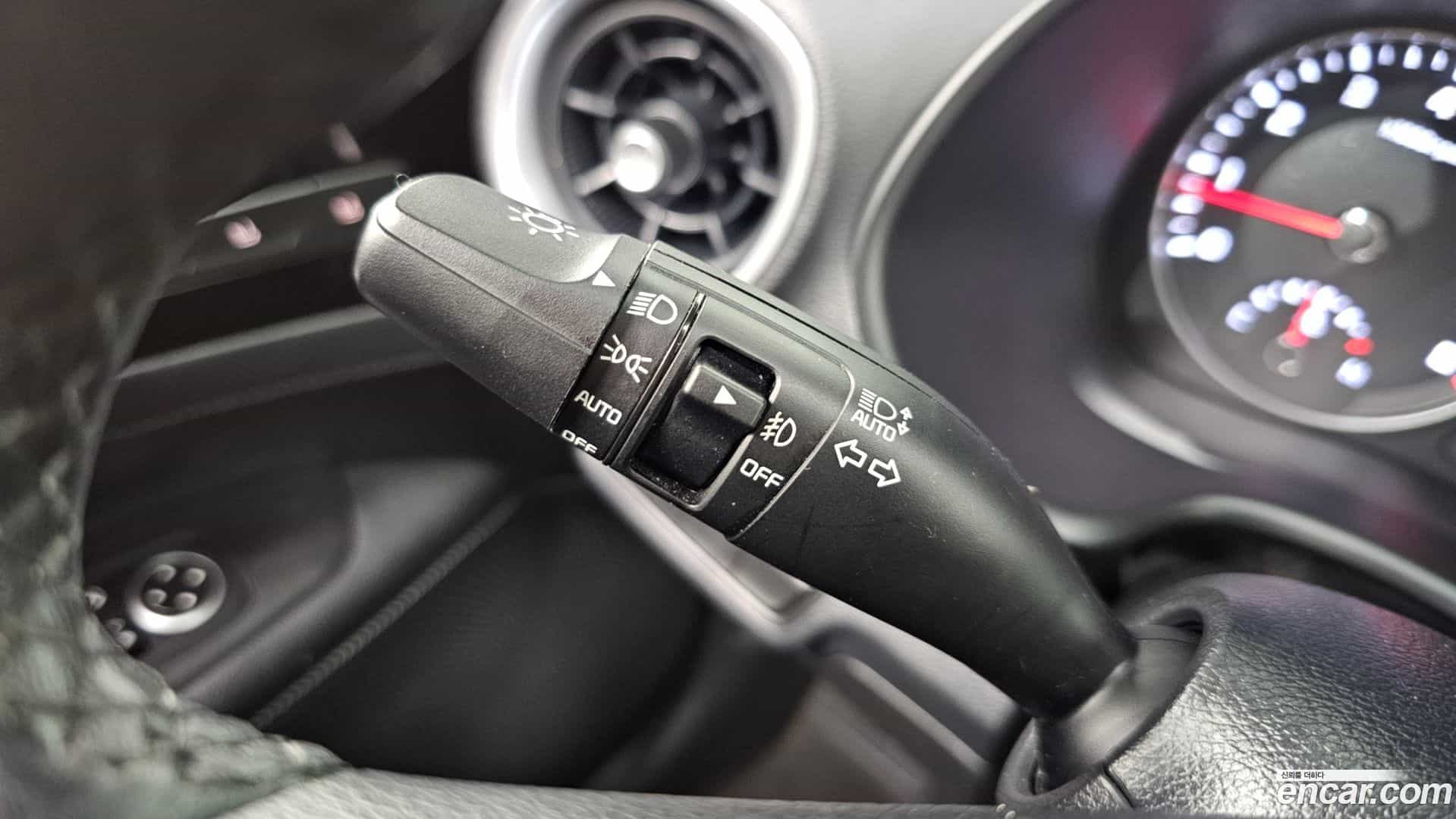 K3 Kia 2022.1-OPTION-024