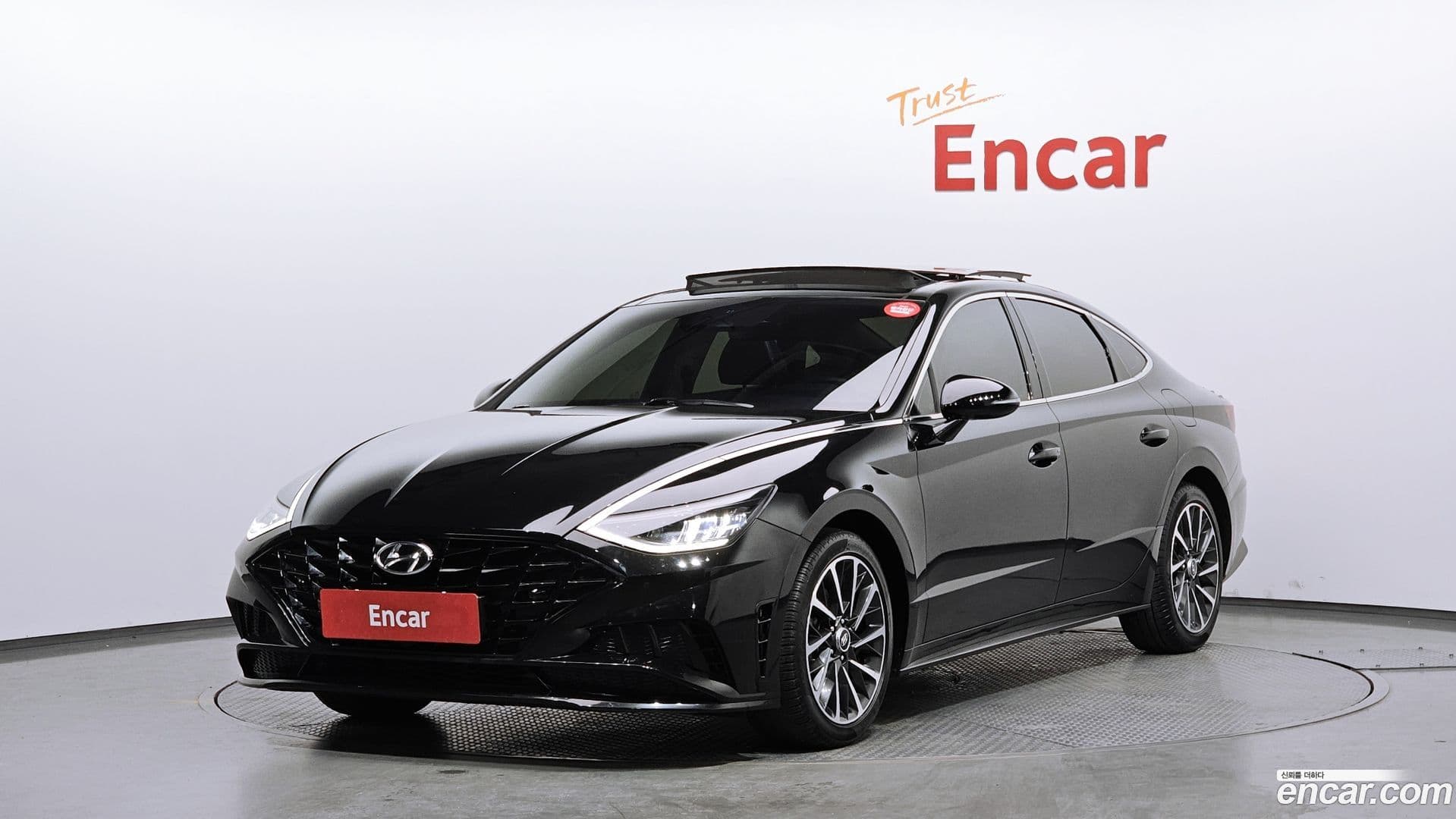 Main__Slider__Photo:Sonata Hyundai 2022.5-0