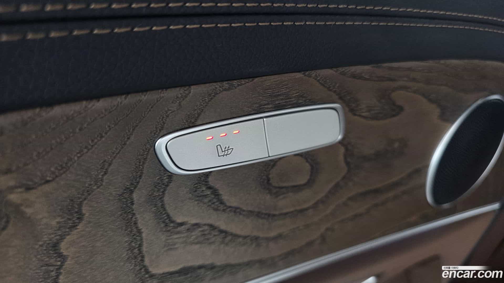 E-Class Mercedes-Benz 2022.4-OPTION-021