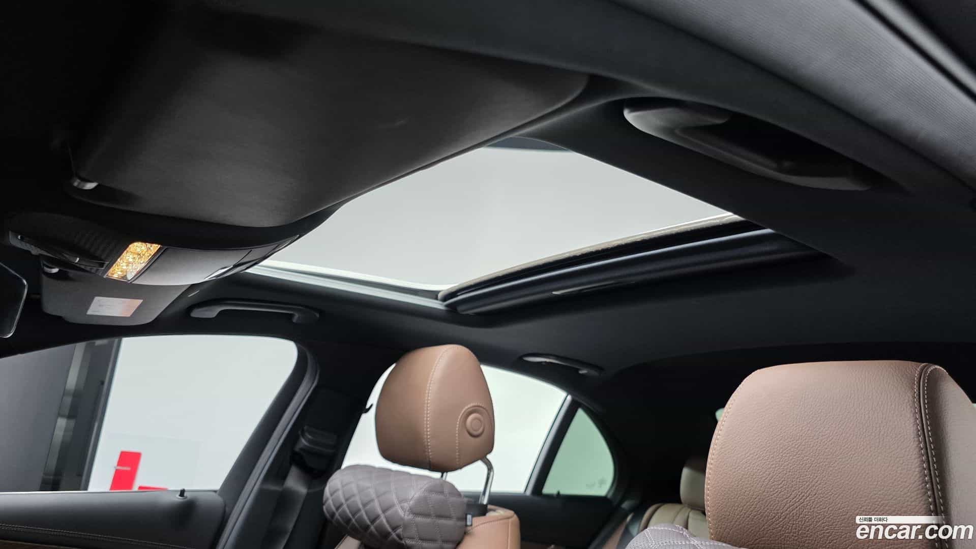 E-Class Mercedes-Benz 2022.4-OPTION-023