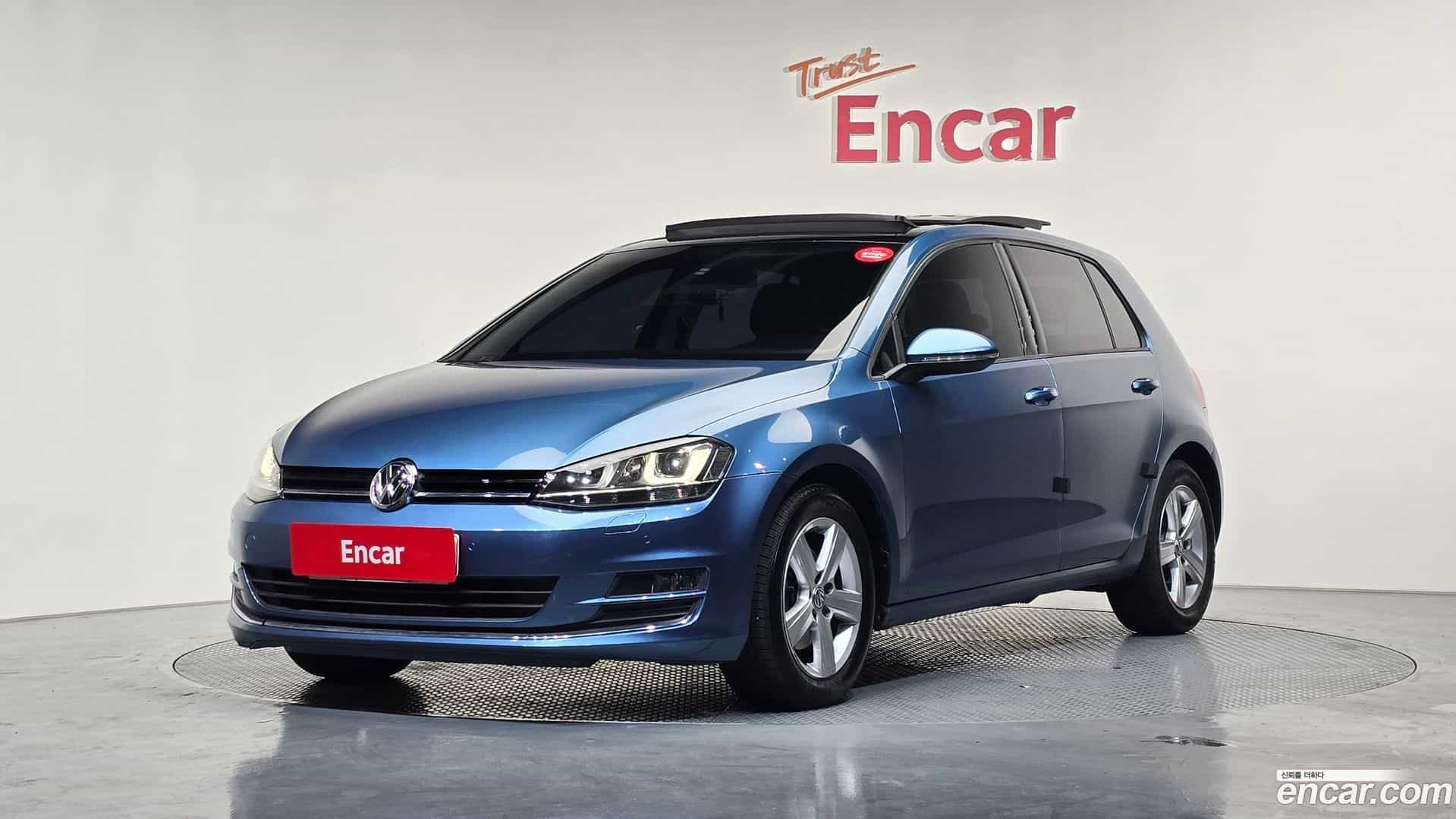 Golf Volkswagen 2016.3-OUTER-001