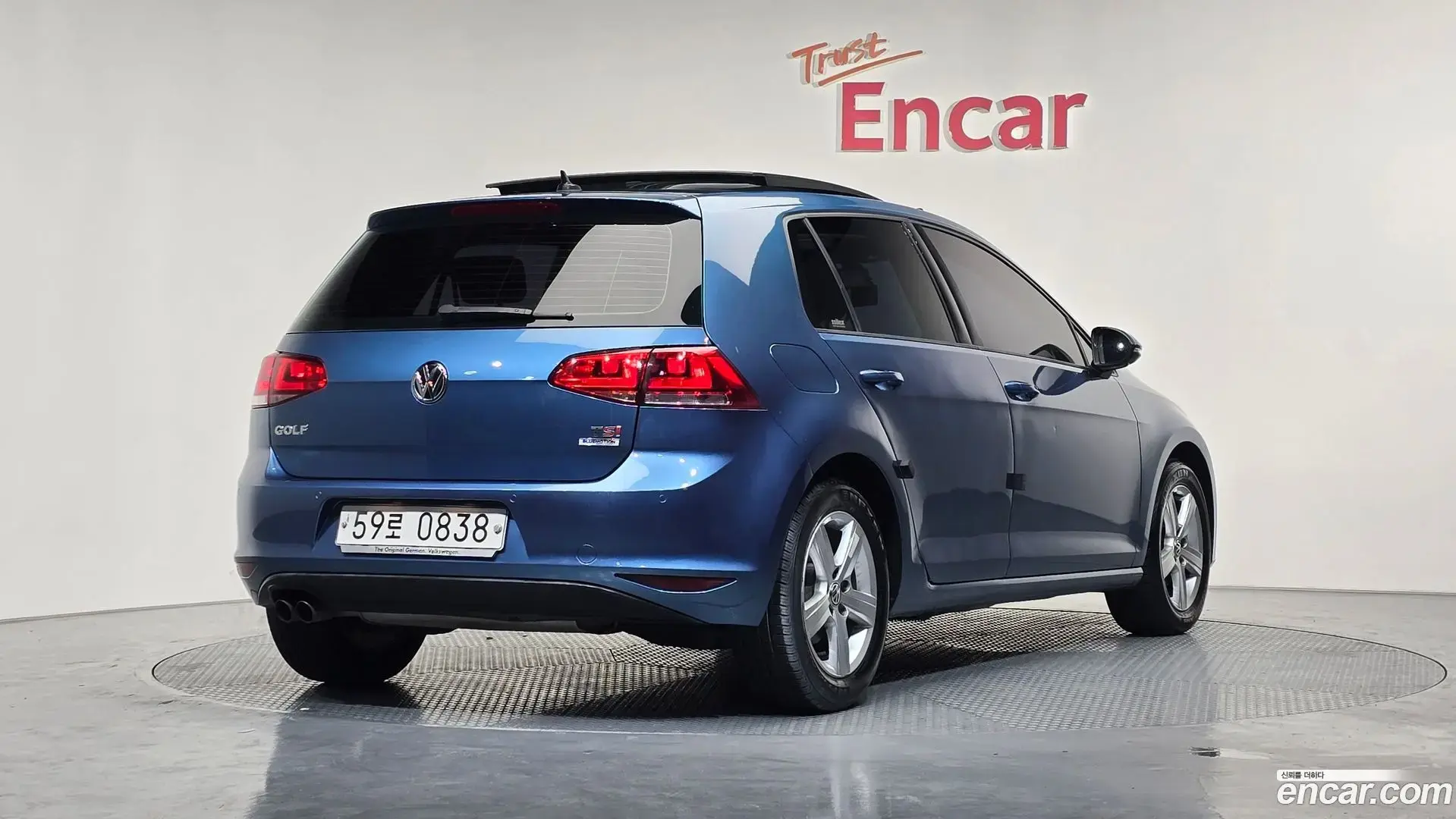 Main__Slider__Photo:Golf Volkswagen 2016.3-1