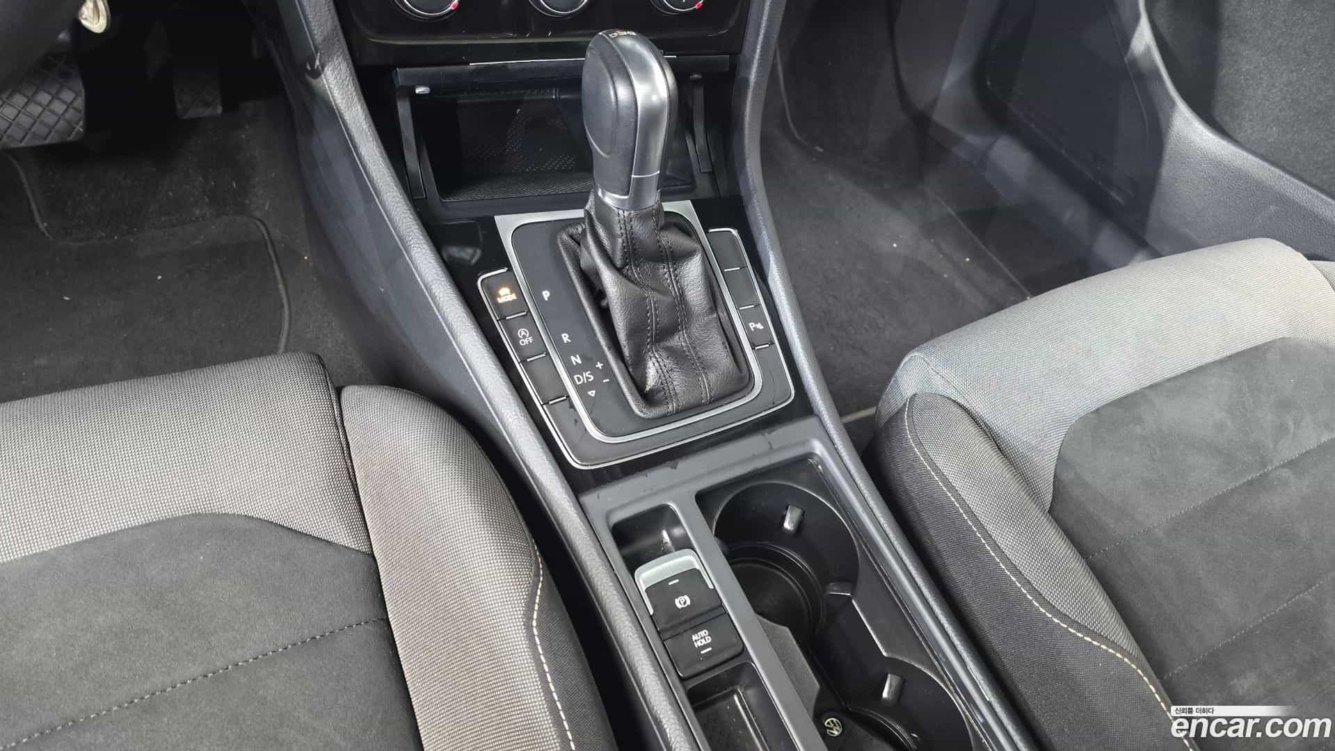 Golf Volkswagen 2016.3-INNER-009