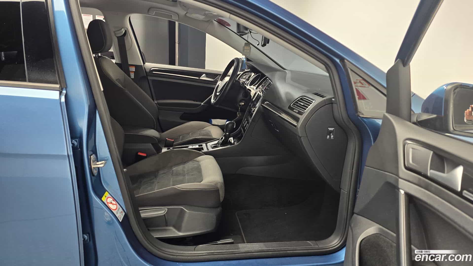 Golf Volkswagen 2016.3-OPTION-015