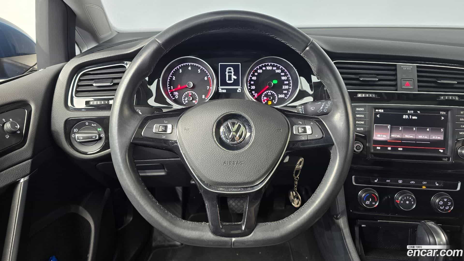 Golf Volkswagen 2016.3-OPTION-017