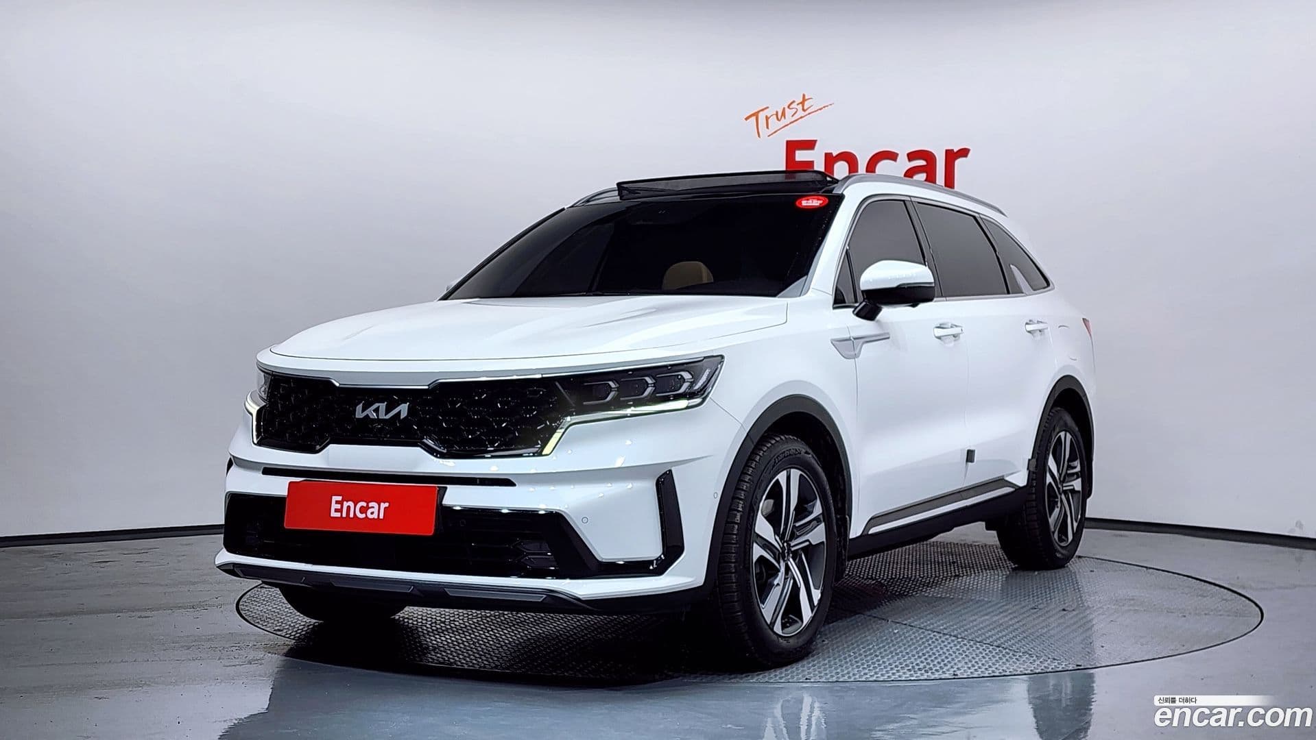 Main__Slider__Photo:Sorento Kia 2023.4-0