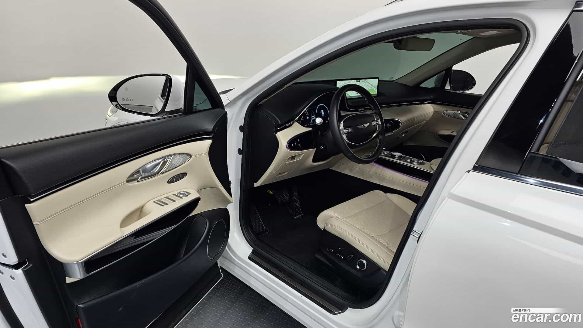 GV70 Genesis 2024.0-INNER-010