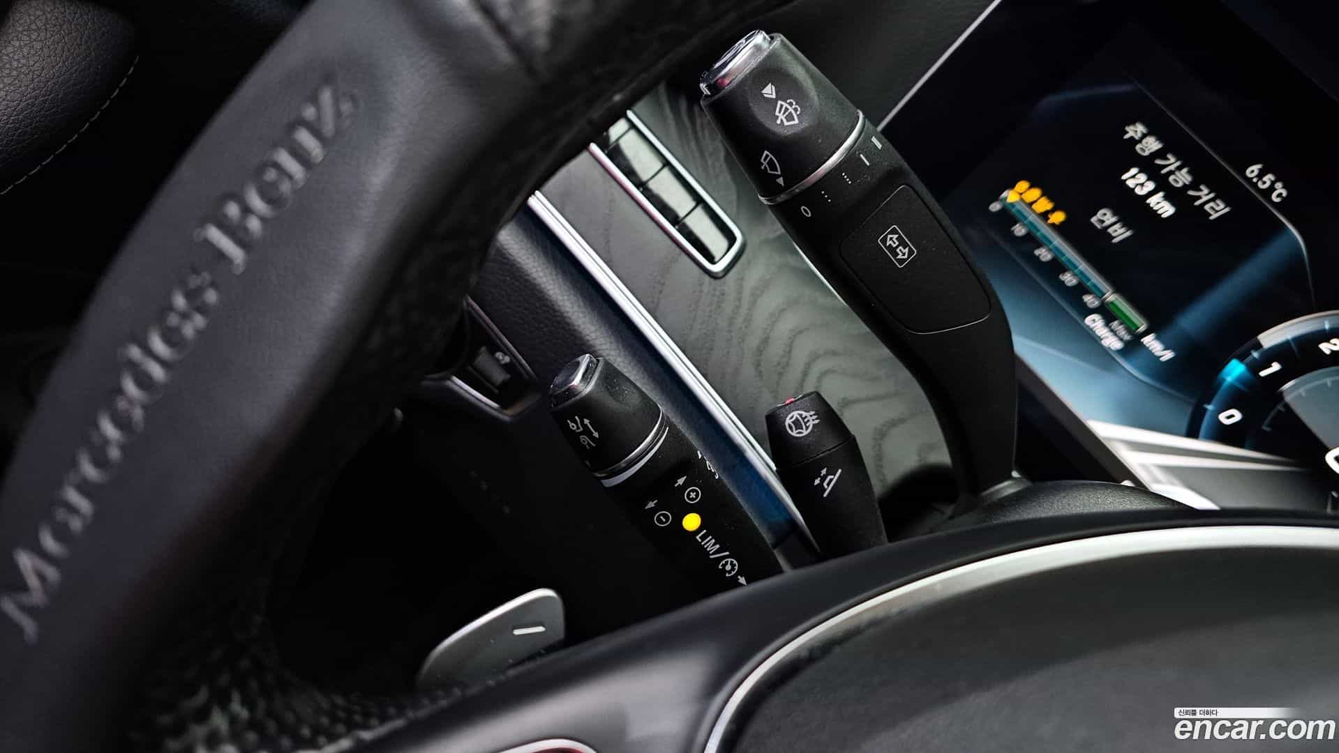 E-Class Mercedes-Benz 2017.1-OPTION-021