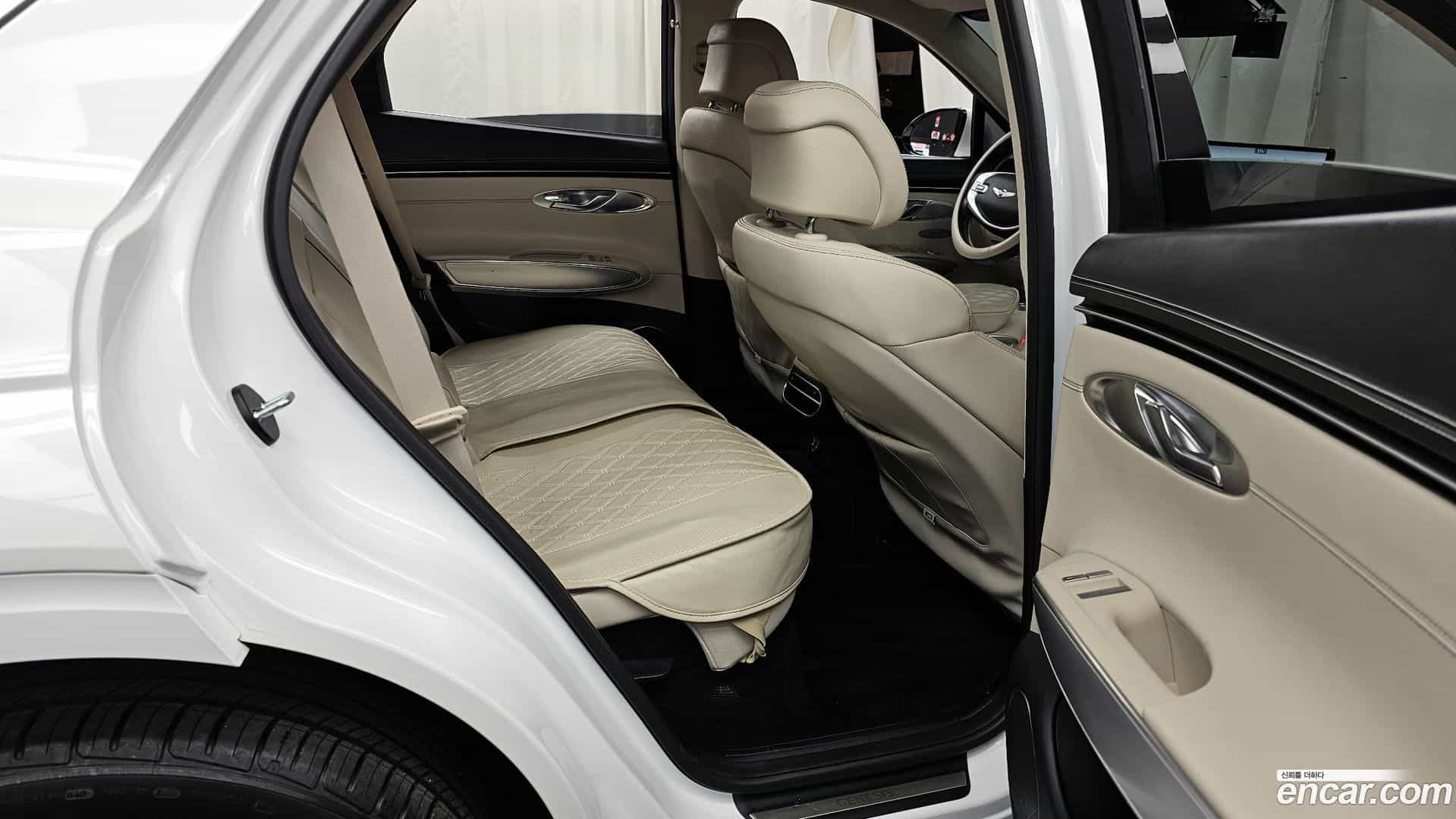GV70 Genesis 2022.3-OPTION-016