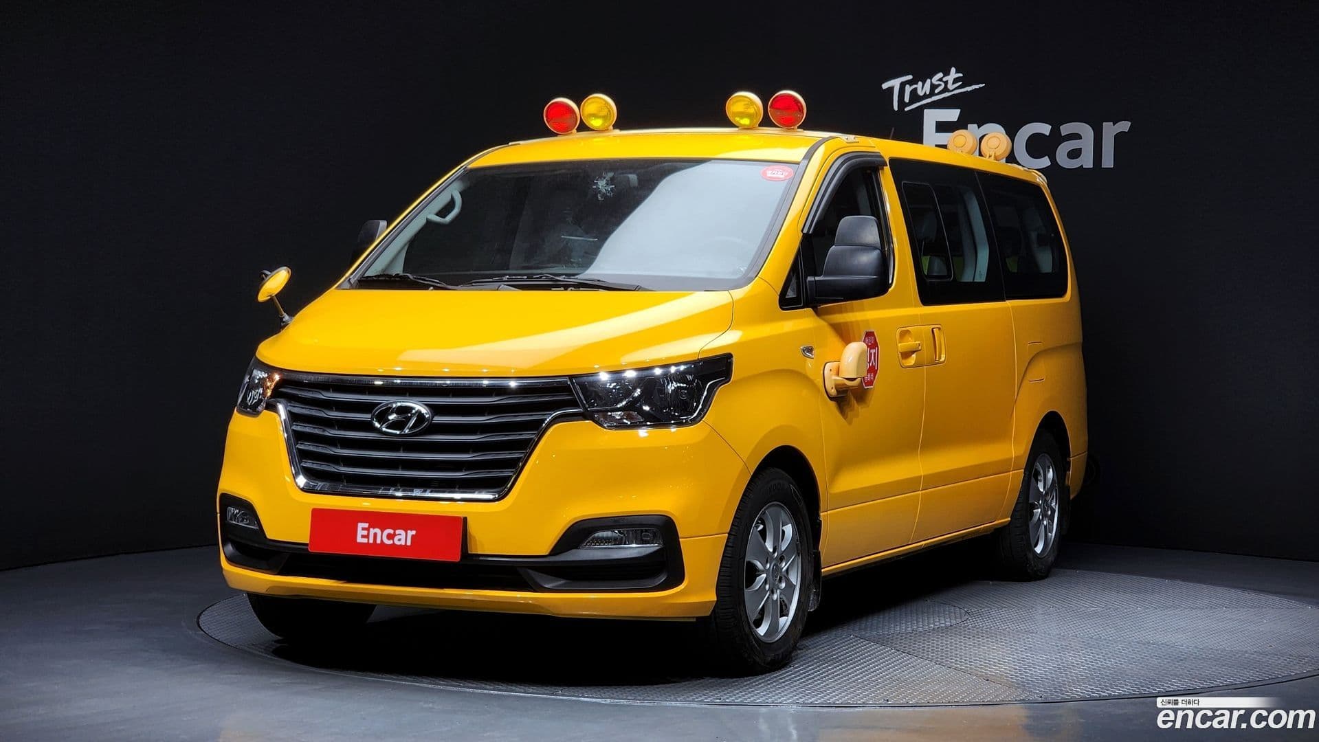 Main__Slider__Photo:Starex Hyundai 2019.3-0