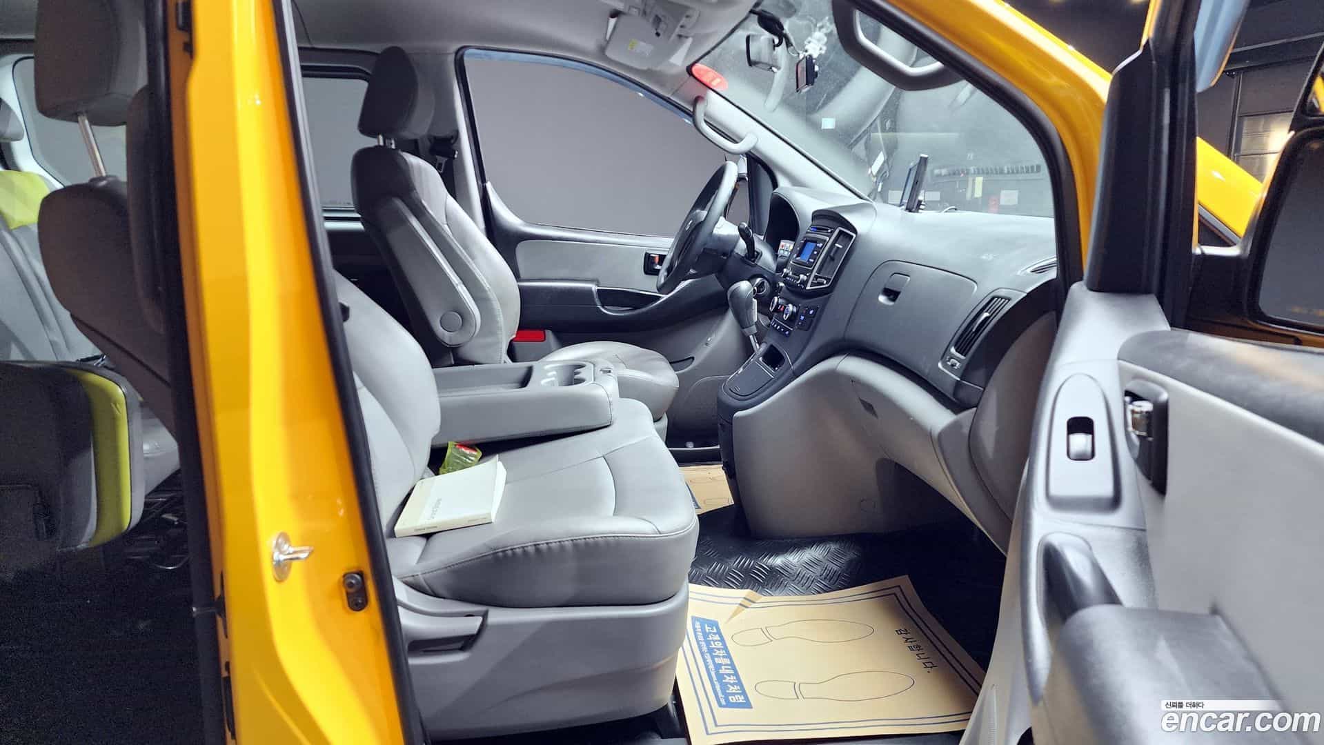 Starex Hyundai 2019.3-INNER-010