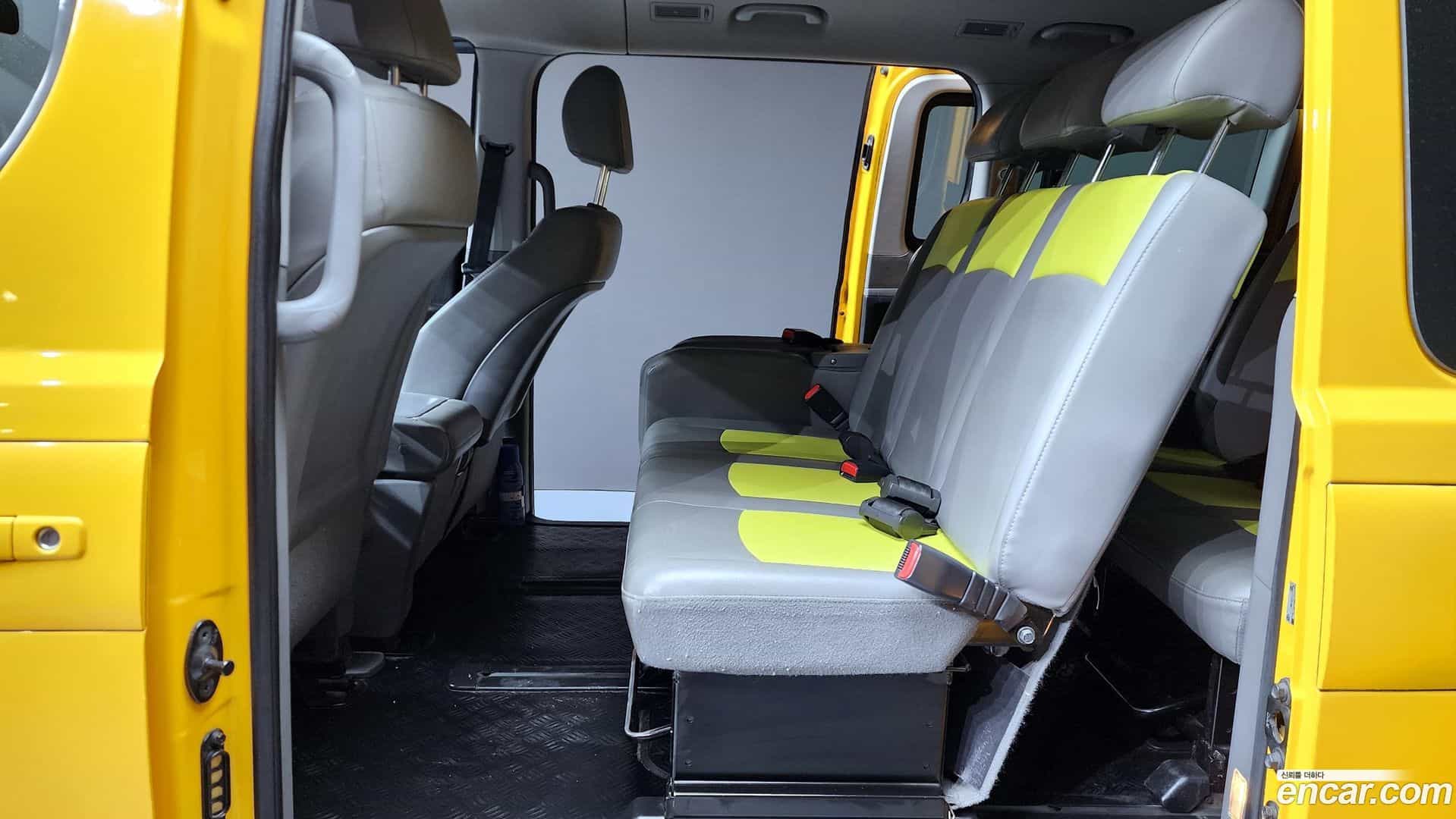 Starex Hyundai 2019.3-OPTION-016