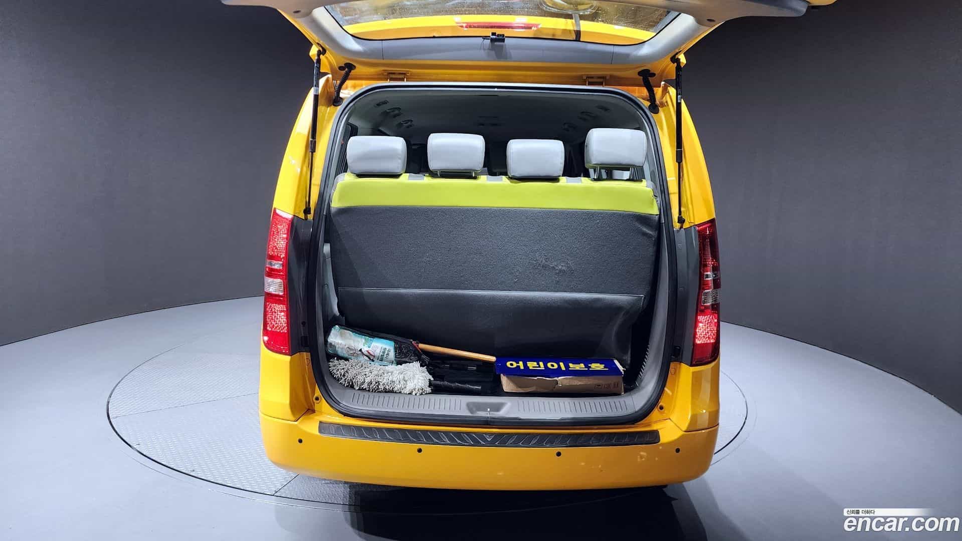 Starex Hyundai 2019.3-OPTION-024