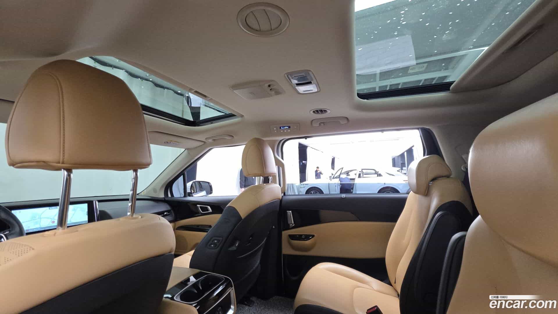 Canival Kia 2023.1-OPTION-023