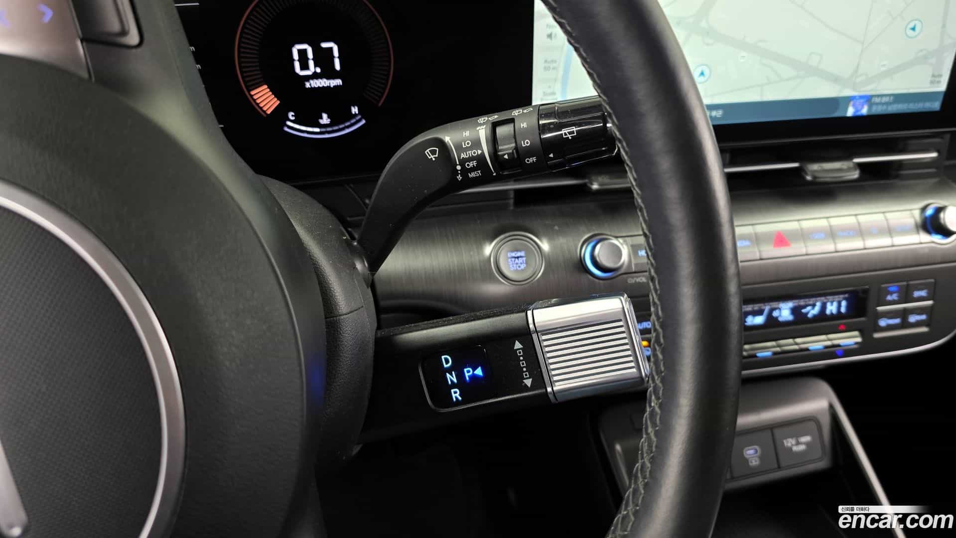 Kona Hyundai 2023.2-INNER-009