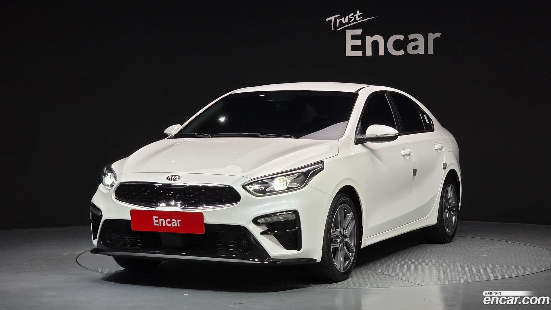 Main__Slider__Photo:K3 Kia 2018.8-0