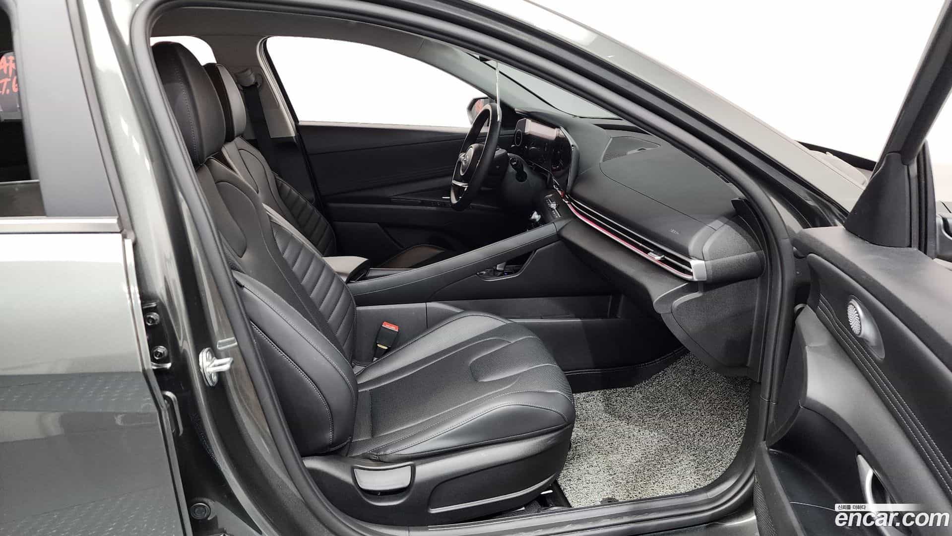 AVANTE Hyundai 2020.10-OPTION-015