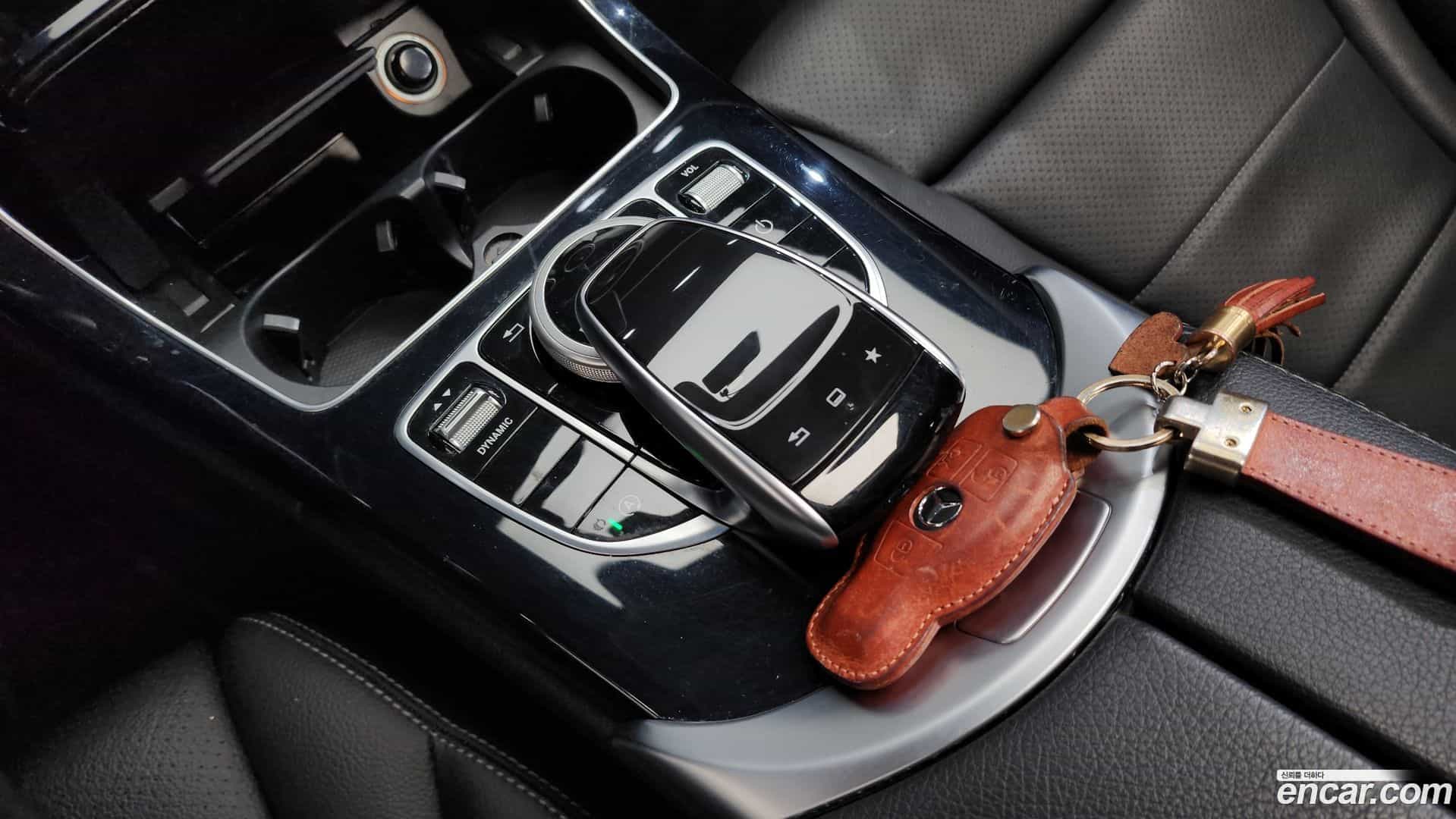 C-Class Mercedes-Benz 2015.8-INNER-009